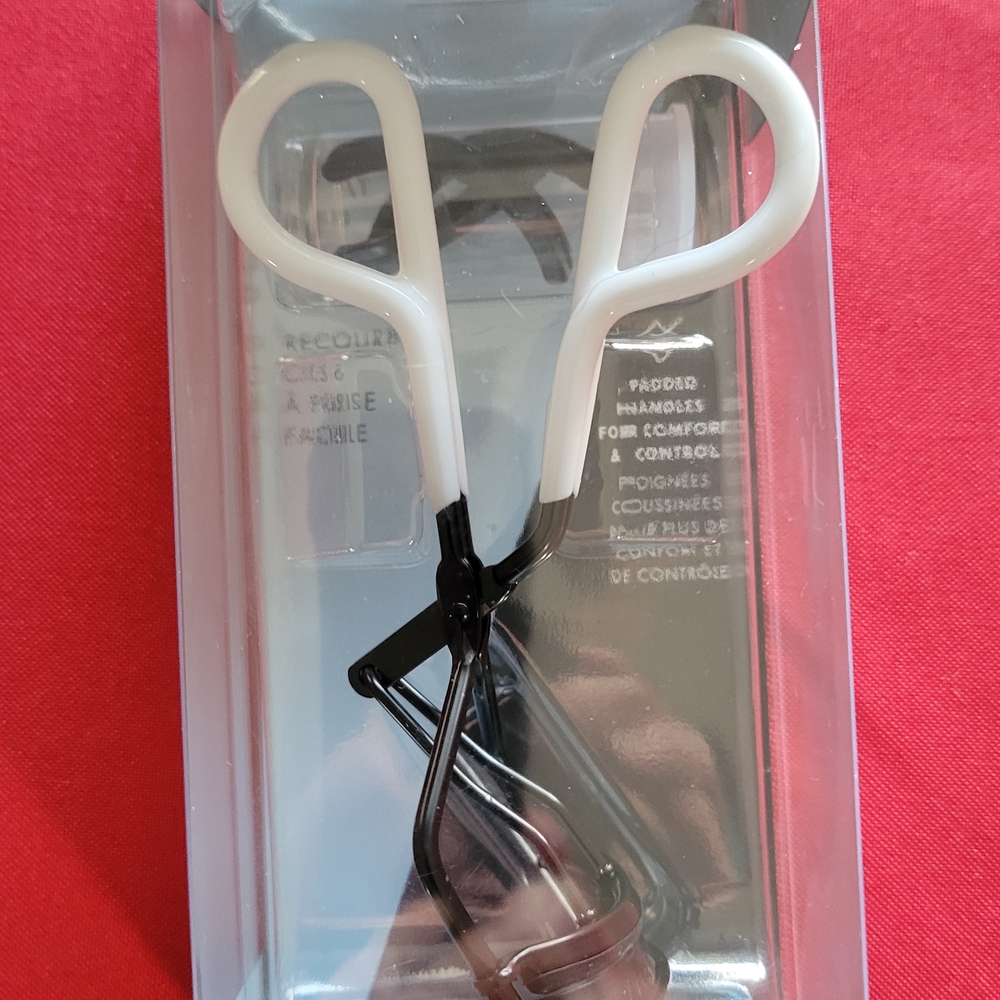 Precision White and Black Eyelash Curler